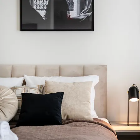 Apartment Globtroter Chic Harmony By Bookinghost Lodz