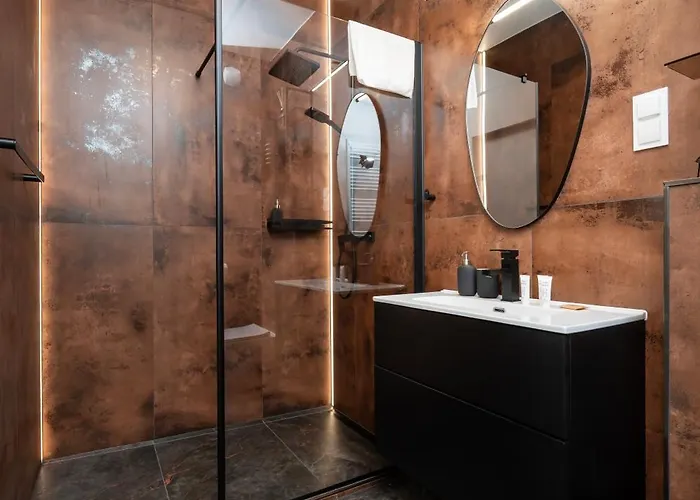 Globtroter Chic Harmony By Bookinghost